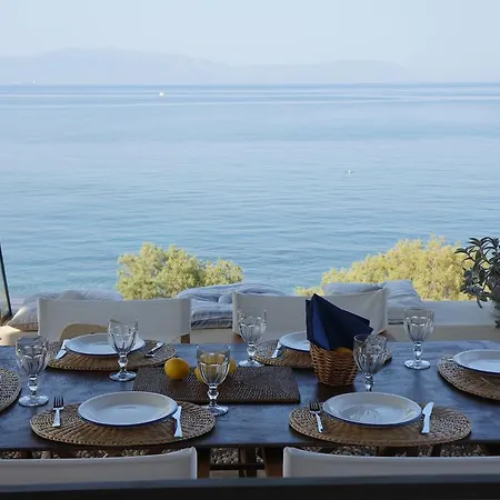 Almyra Kythera * Agia Pelagia (Kythira)
