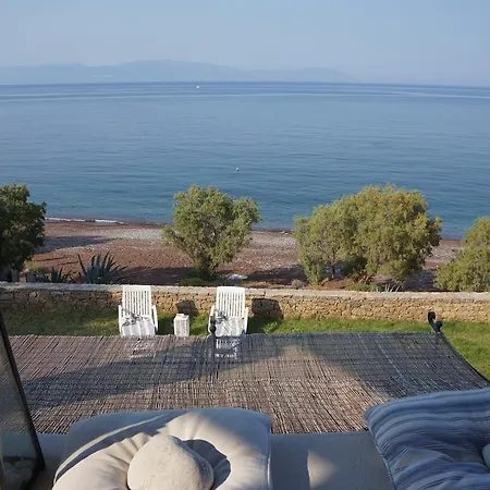 Almyra Kythera Semesterbostad