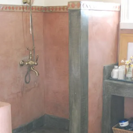 Almyra Kythera Semesterbostad