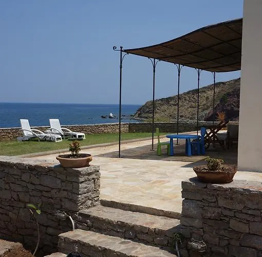 Almyra Kythera * Agia Pelagia (Kythira)