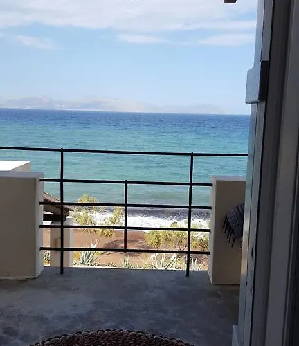 Almyra Kythera Dom wakacyjny